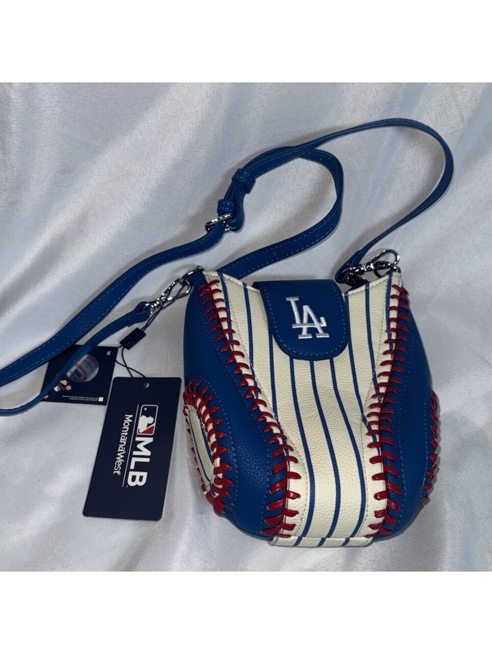 NEW! MLB Los Angeles Dodgers Team Baseball Stitch Crossbody Purse. NWT